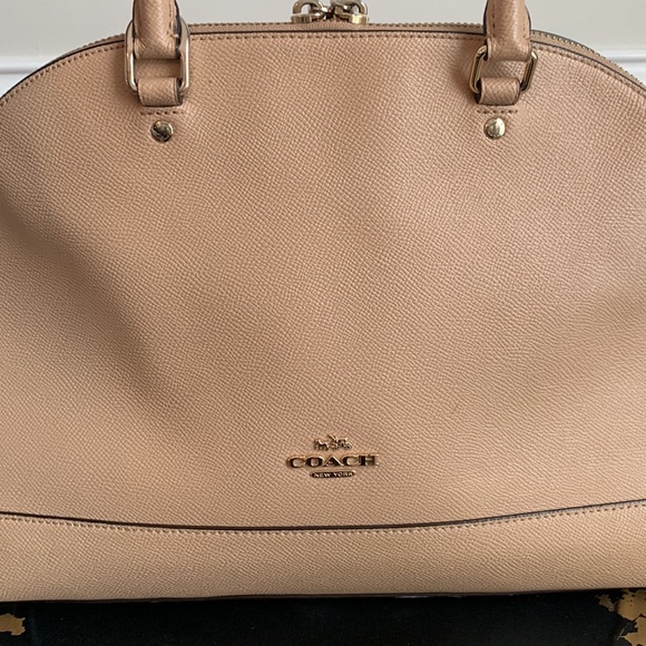 COACH - Picture 4 of 10